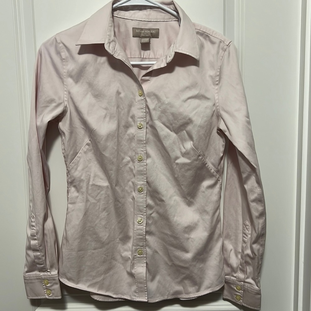 Banana Republic Pink Size 4 Button down Shirt